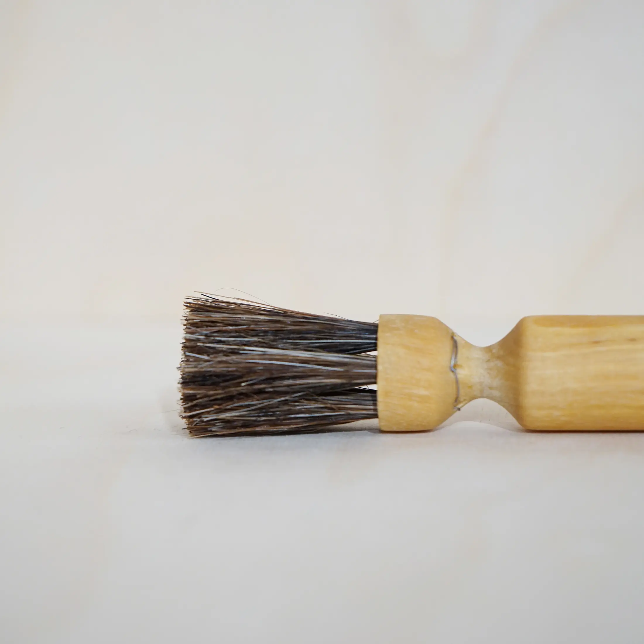 Iris Hantverk Mushroom Brush With Knife